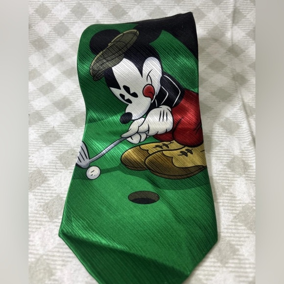 VINTAGE Disney Mickey Unlimited Tie Mickey/Pluto Playing Golf - Picture 1 of 4